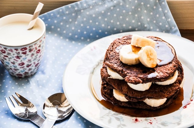 Tiny Spoon - Mandel-Schoko-Pancakes mit Banane