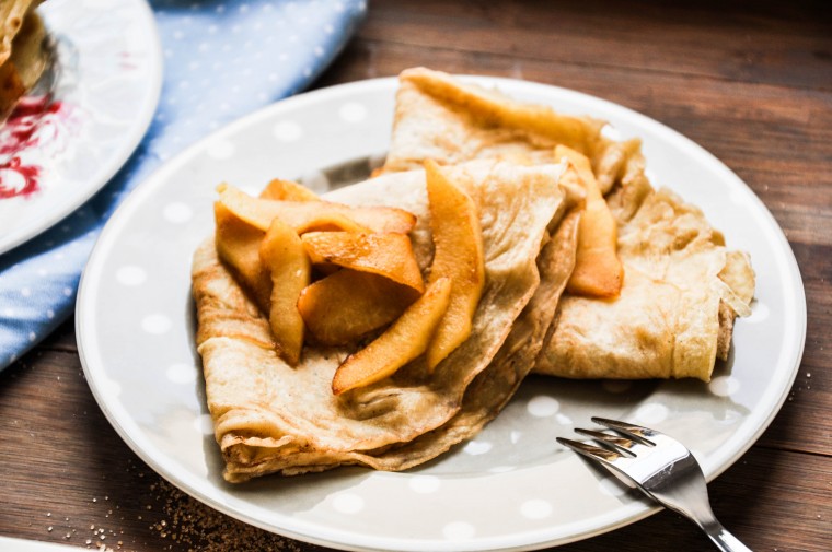 Tiny Spoon - Eierkuchen mit Apfel