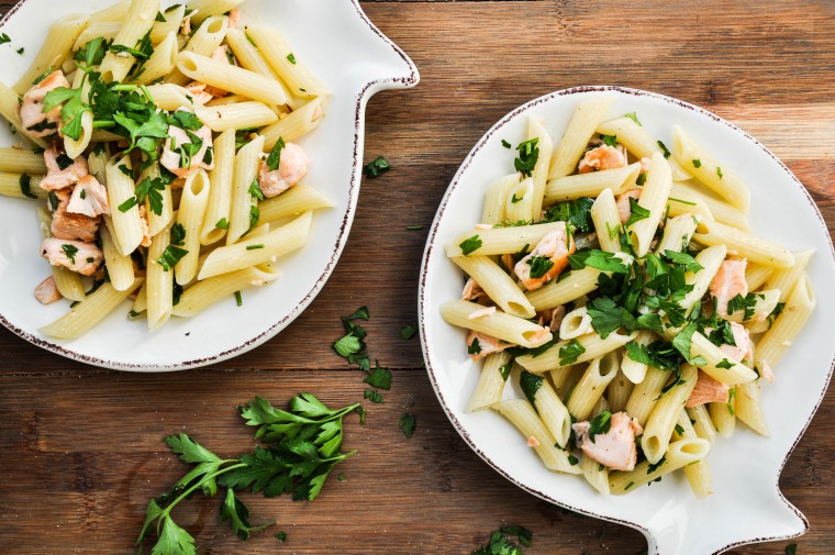 Tiny Spoon - Pasta-Lachs-Salat