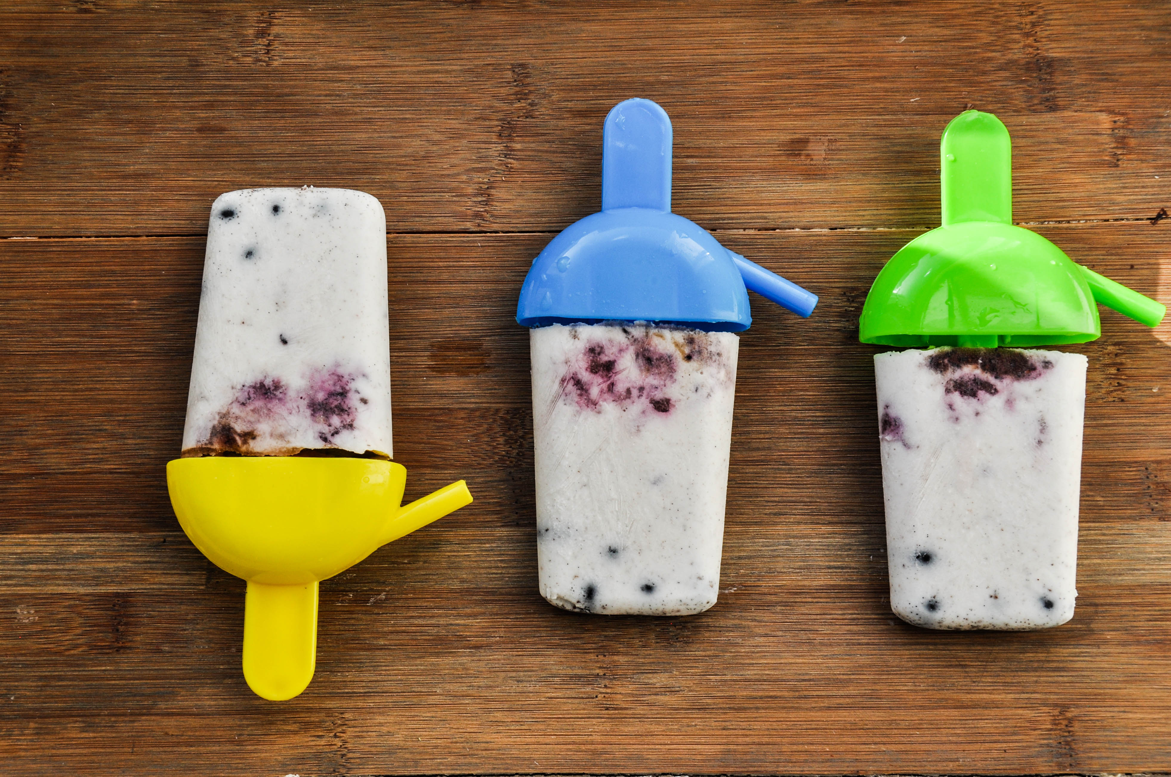 Kokos-Blaubeer-Popsicle