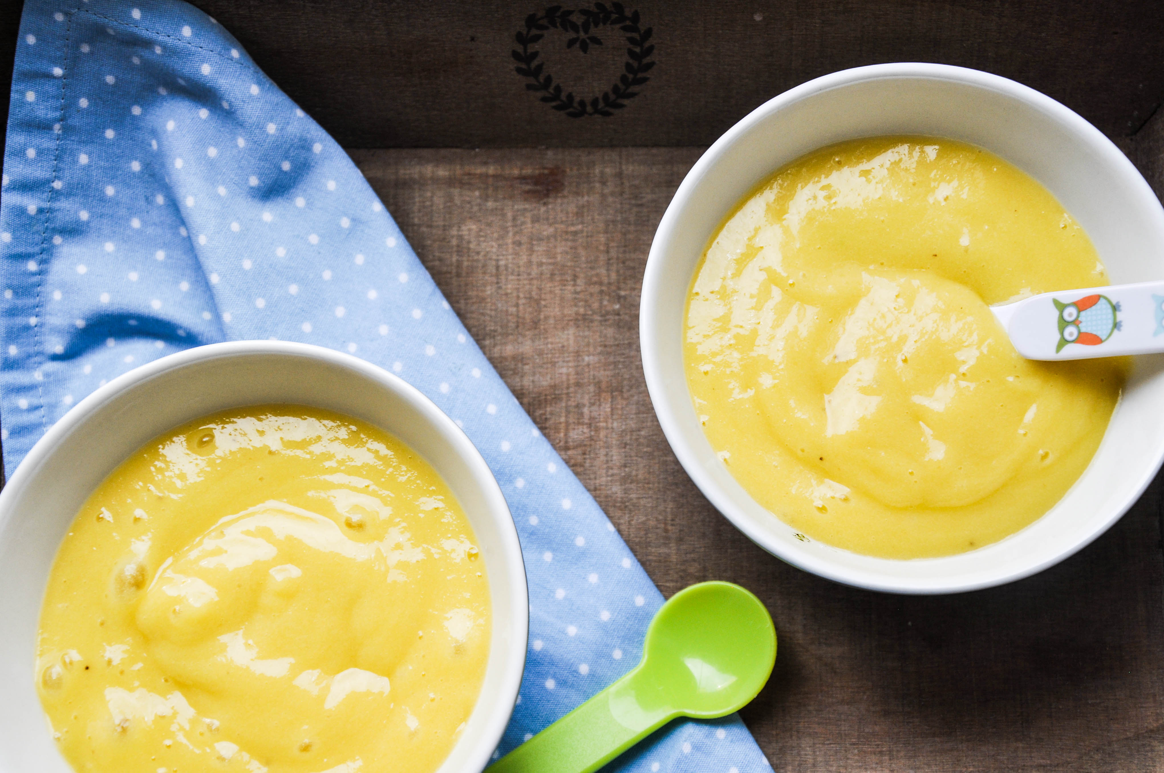 Mango-Bananen-Apfelbrei