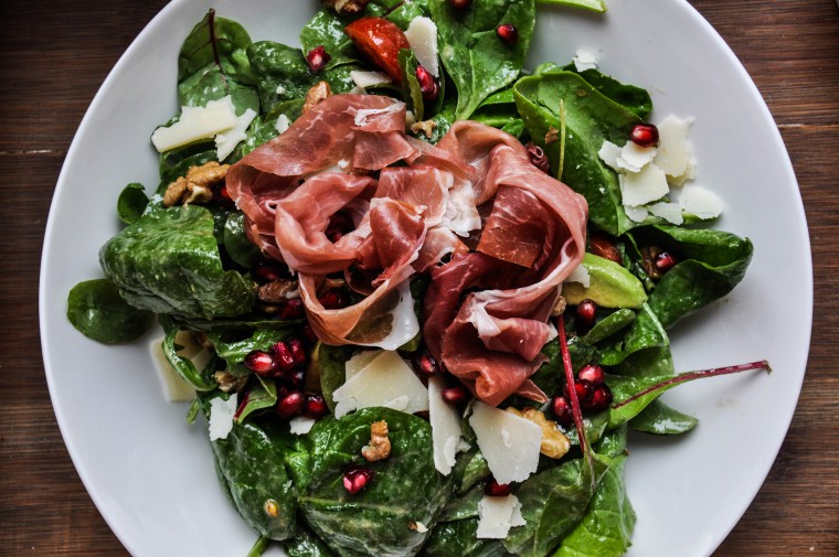 Tiny Spoon - Salat mit Granatapfel & Prosciutto