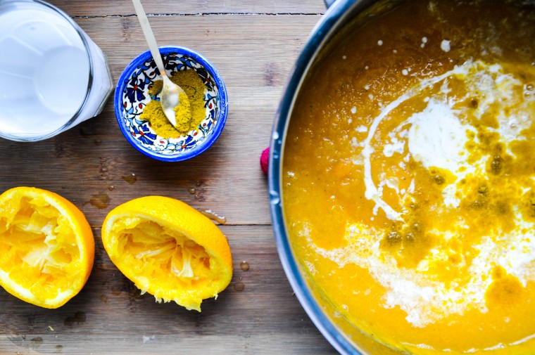 Tiny Spoon - Karotten-Süßkartoffelsuppe mit Kokosmilch & Orange