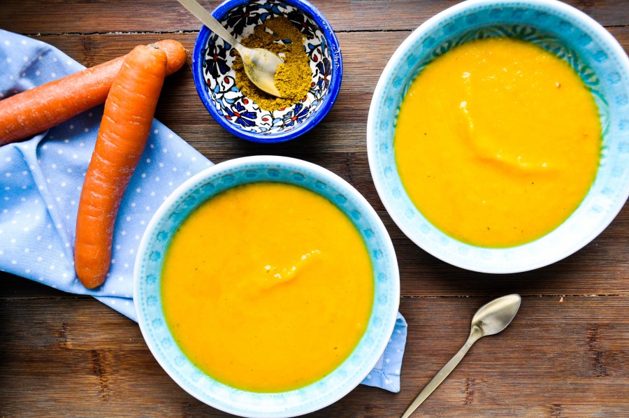 Karotten-Süßkartoffelsuppe mit Kokosmilch &amp; Orange • Tiny Spoon