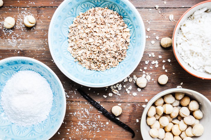 Macadamia-Kokos-Bites • Tiny Spoon