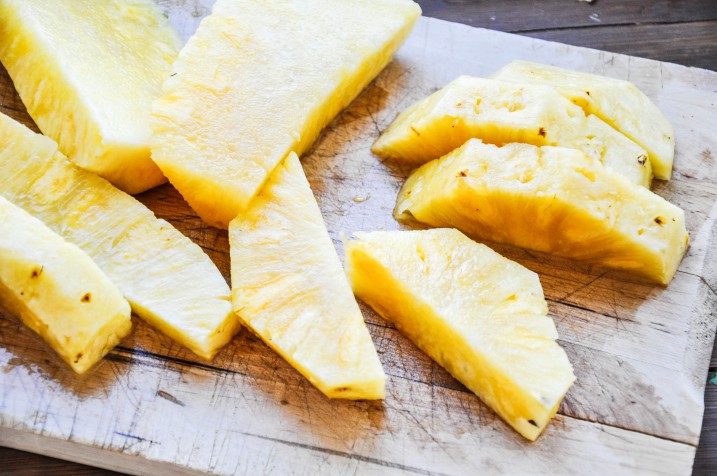 Gegrillte Ananas mit Honig • Tiny Spoon