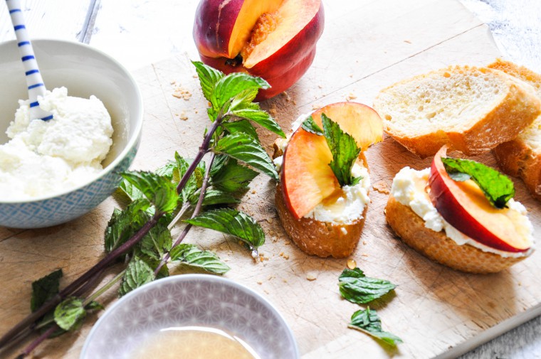 Tiny Spoon - Ricotta-Nektarinen-Crostini